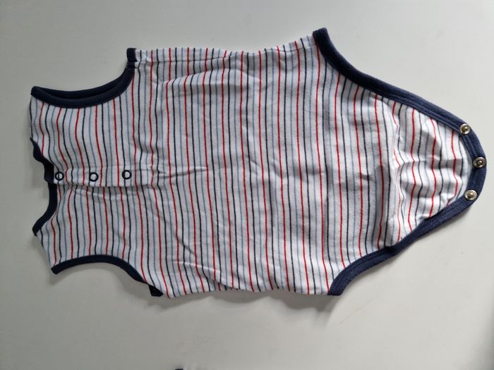 lot de 3 bodies débardeurs obaibi 24 mois - photo numéro 5