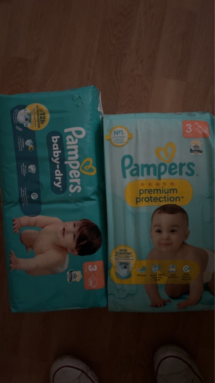 Lot 2 paquet couche Pampers taille 3