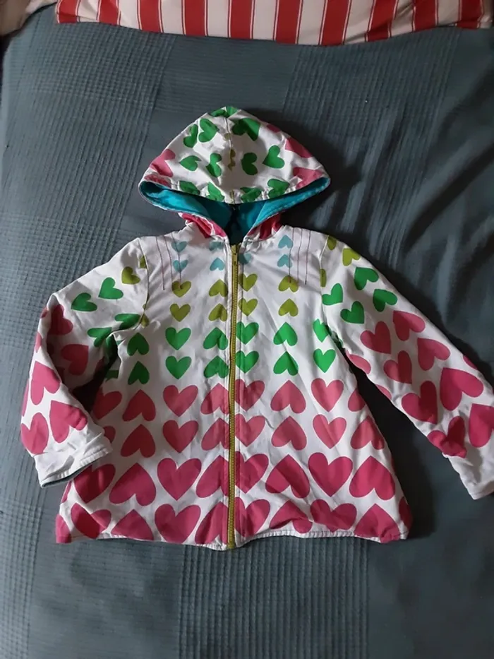 Veste légèrement doublé mi-saison cœurs coton T. 4 ans