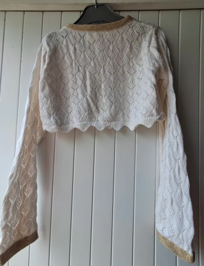 Gilet court / bolero 8ans - photo numéro 3