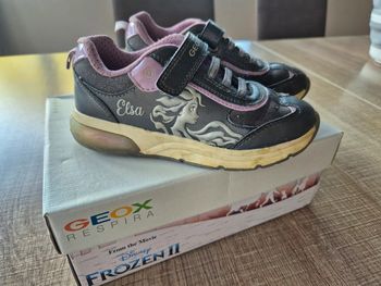 Baskets Geox Reine des Neiges 30 en bon état