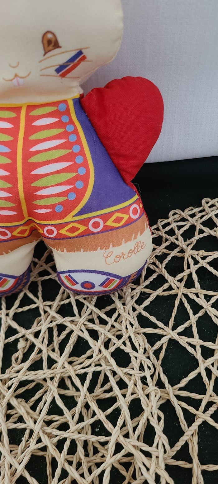 Peluche lapin indien en tissu Corolle, Vintage grelot - photo numéro 3