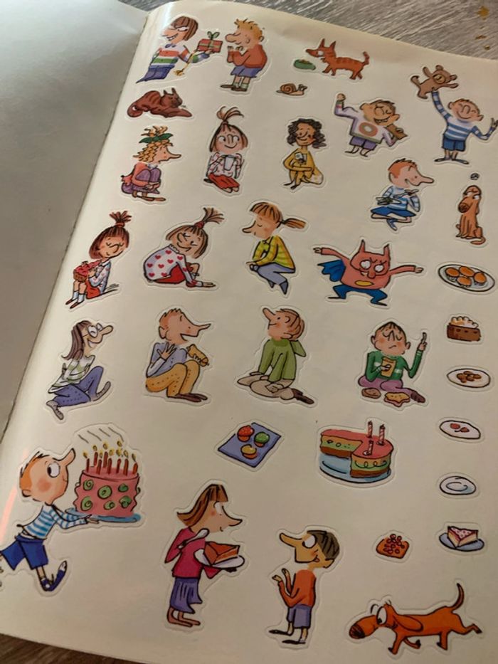 Livre L’anniversaire avec Max et Lili - photo numéro 5