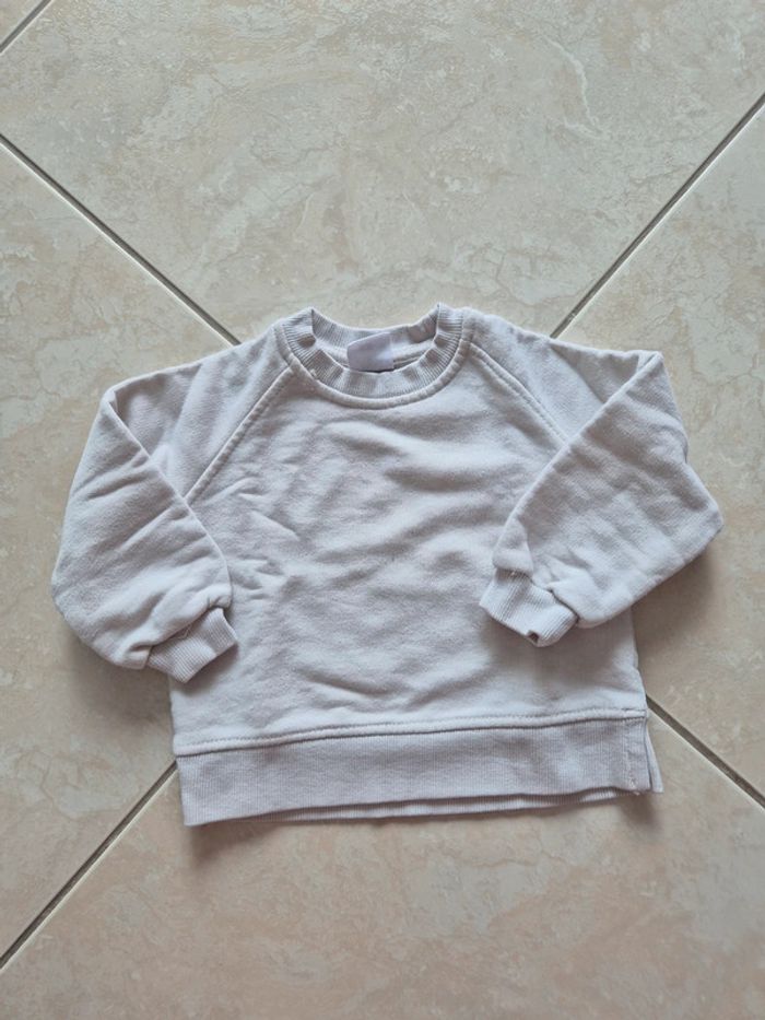Sweat blanc zara 86 cm - photo numéro 2