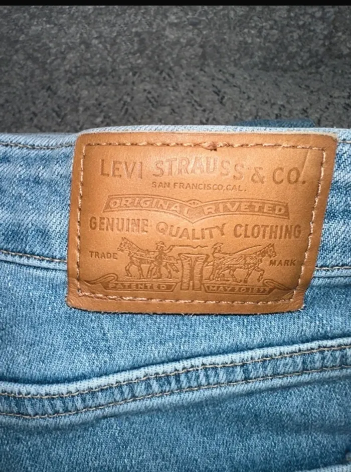 Jean taille haute bleu clair High Rise Skinny Levi's W25 L30 comme neuf - photo numéro 4
