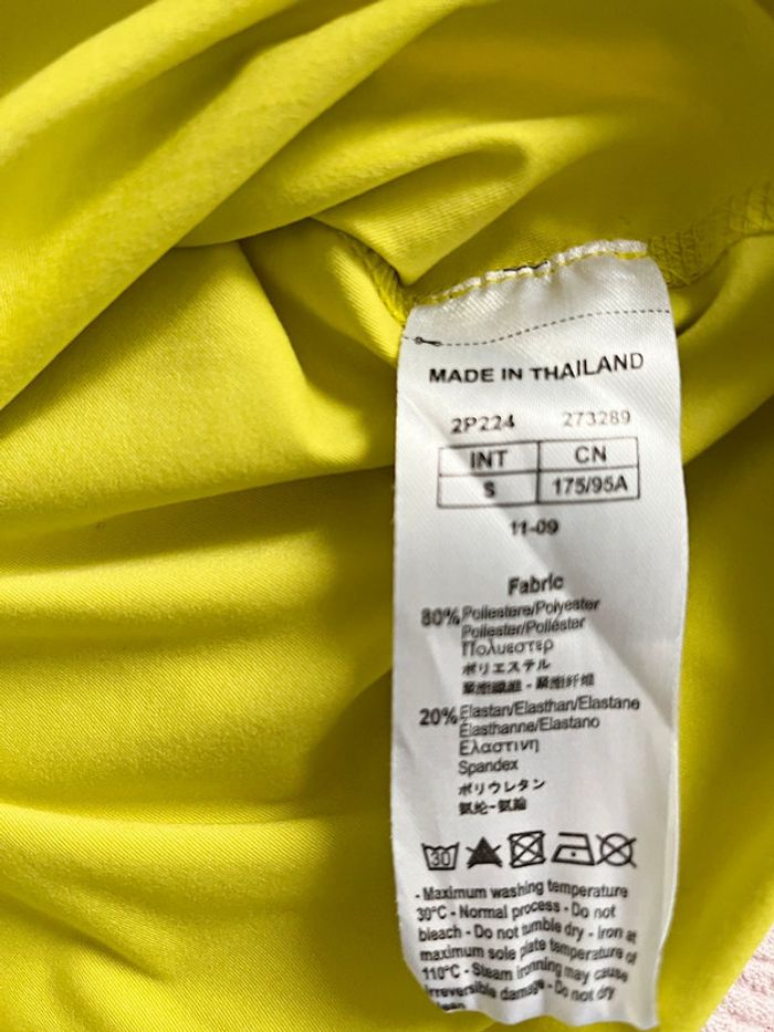 T-shirt sport Emporio Armani Neuf - photo numéro 6