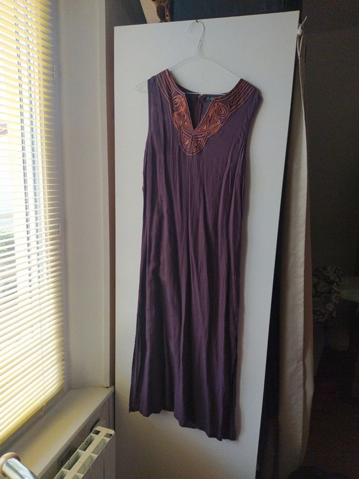Robe longue fendue