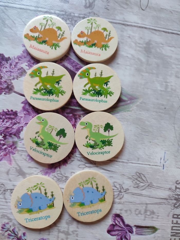 Jeu de mémoire dinosaure