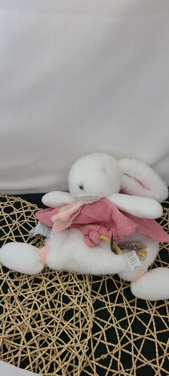 DOUDOU ET COMPAGNIE Plat Mouchoir Lapin Blanc Vieux Rose Happy Boho