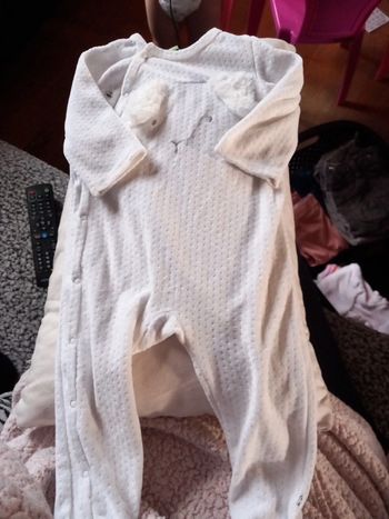 Pyjama lapin  taille 74cm 12mois tao tape à l œil
