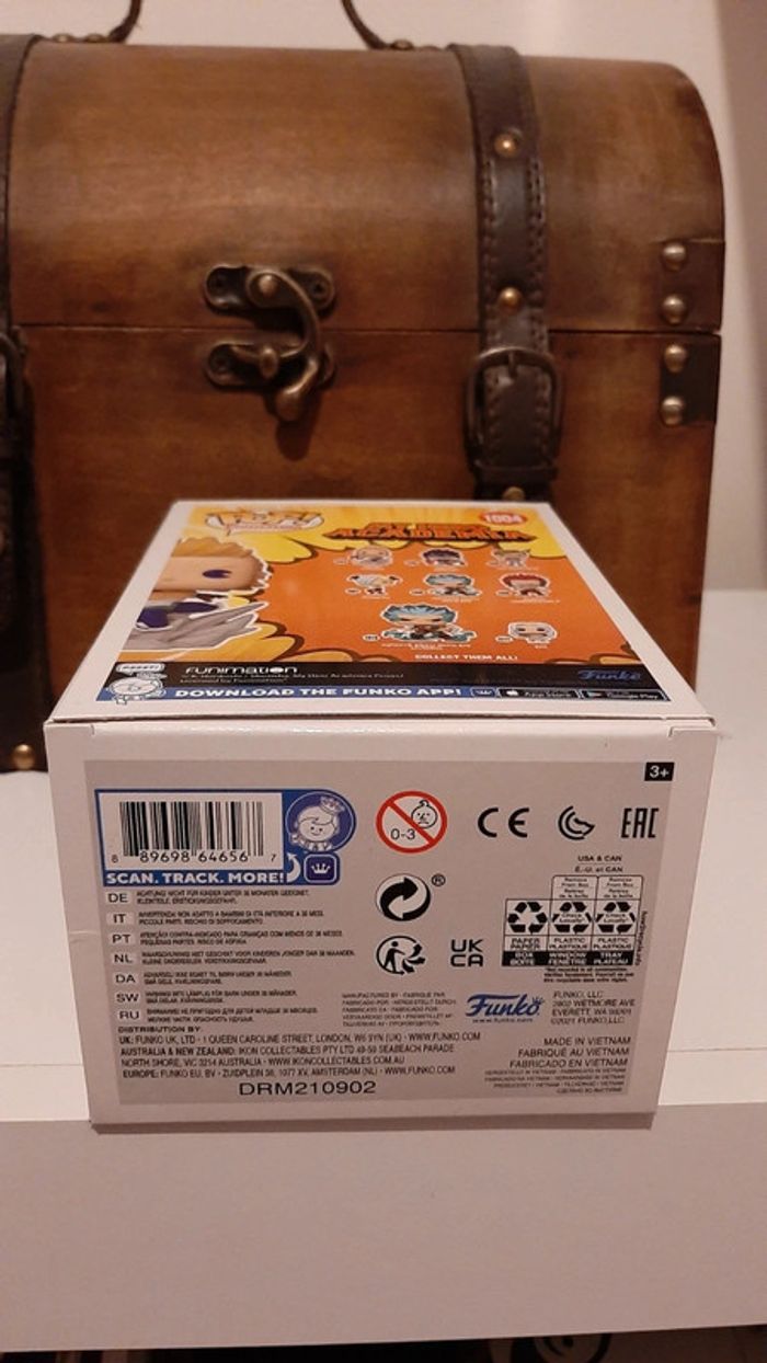 Figurine Funko Pop Mirio Togata 1004 GITD - photo numéro 4