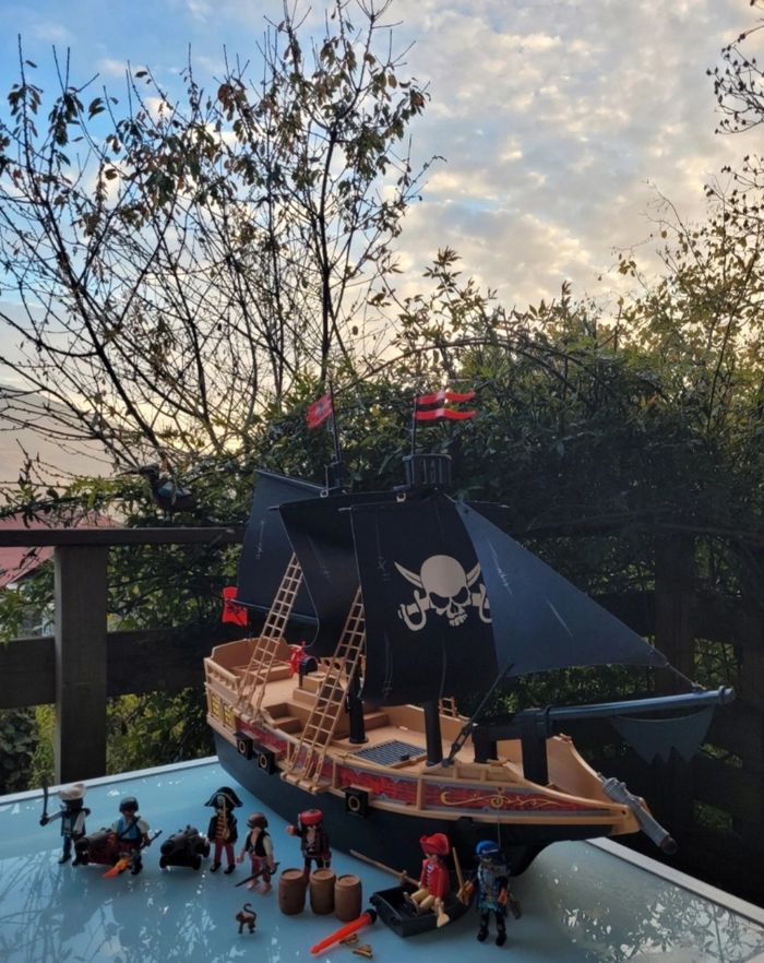 Superbe Playmobil Bateau pirates des ténèbres playmobil 6678 💀 +accessoires +perso - photo numéro 8