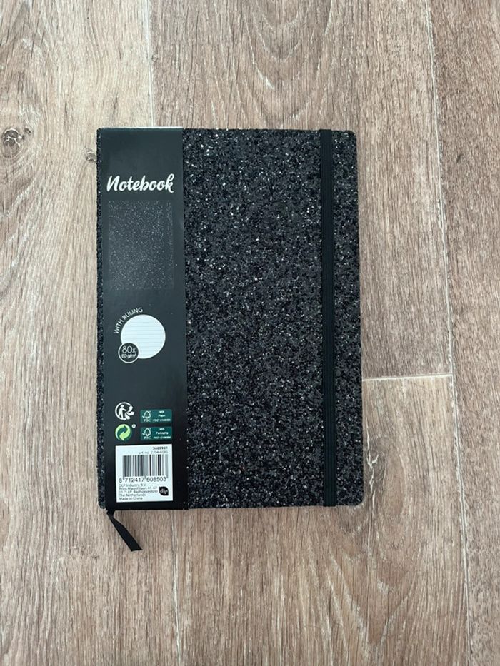 Carnet lignée A5 avec couverture pailleté noir