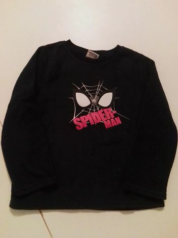 Haut de pyjama Marvel 4 ans