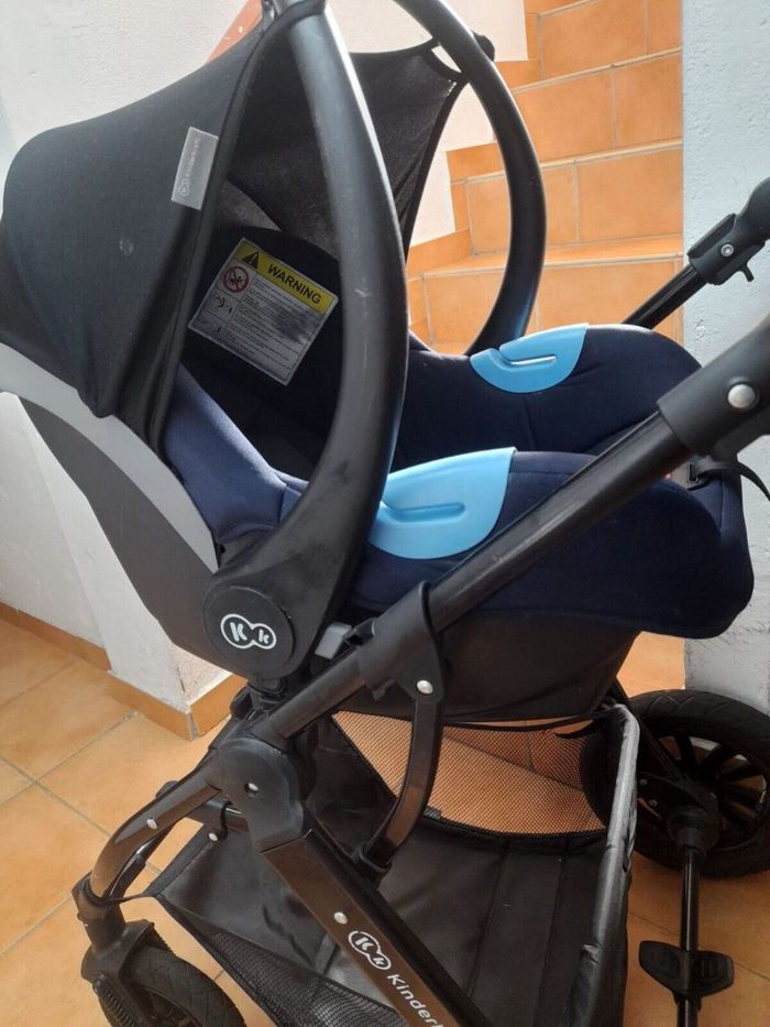 Poussette pour bébé - photo numéro 2