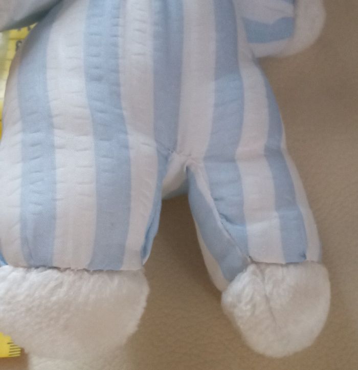 Doudou peluche  lapin blanc bleu clair  Pampers vintage rayé  rayures nez bleu - photo numéro 5