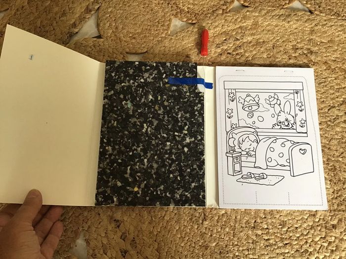 Livre coloriage et bloc à piquer Pâques colorie pique et plie - photo numéro 5