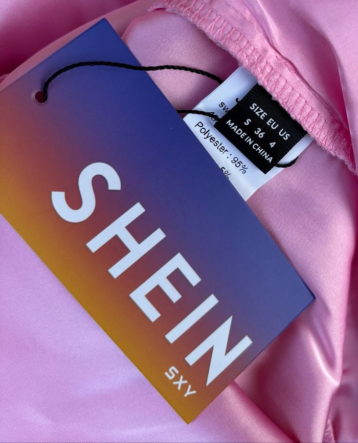 👗 Robe rose moulante satinée à fines bretelles Taille 36 – Shein - photo numéro 6