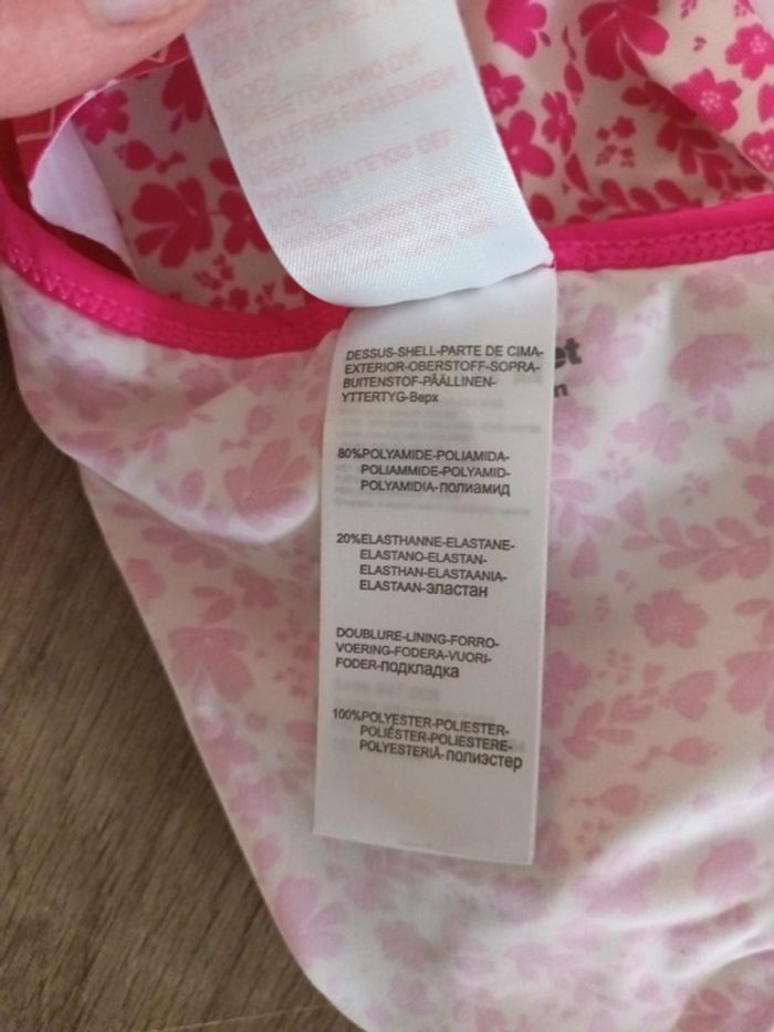 Maillot de bain + pochette de rangement - photo numéro 6