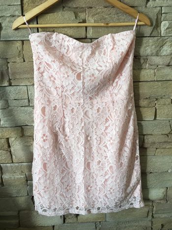 *Robe bustier rose taille 3.