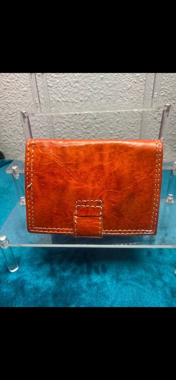 Portefeuille en cuir artisanal