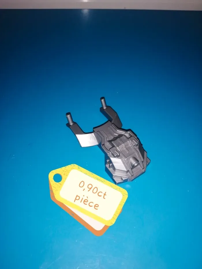 Thème* pièce détachée / voiture - photo numéro 4