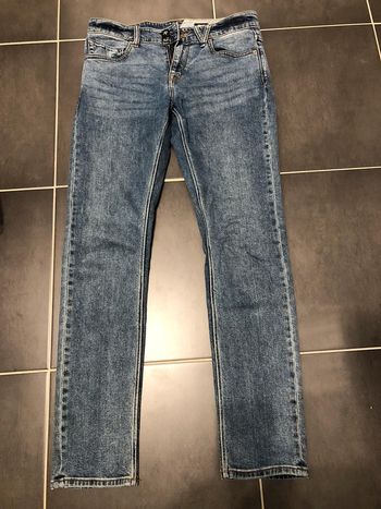 Jean Volcom 30