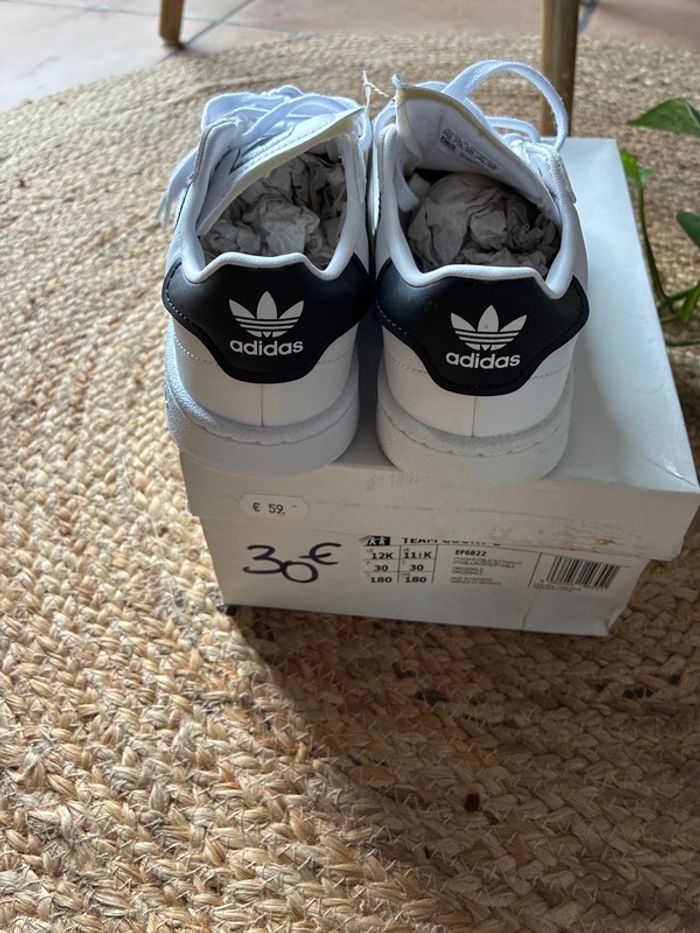 Baskets adidas 30 - photo numéro 7