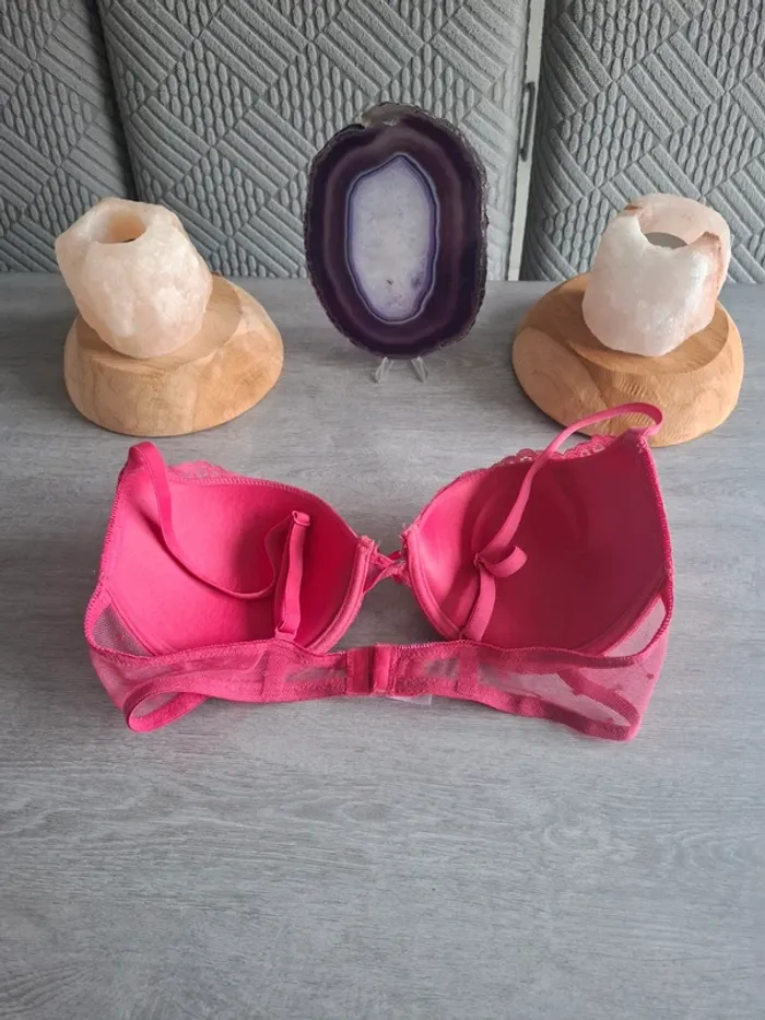 Soutien gorge 95 D - photo numéro 3