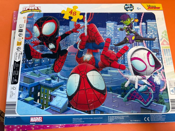 Puzzle Spidey 48 pièces