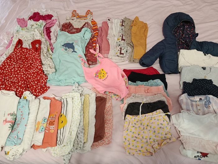 Lot vêtements fille 9 mois - photo numéro 2