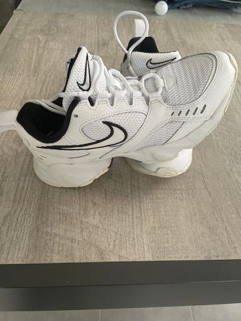 Basket nike air Heights