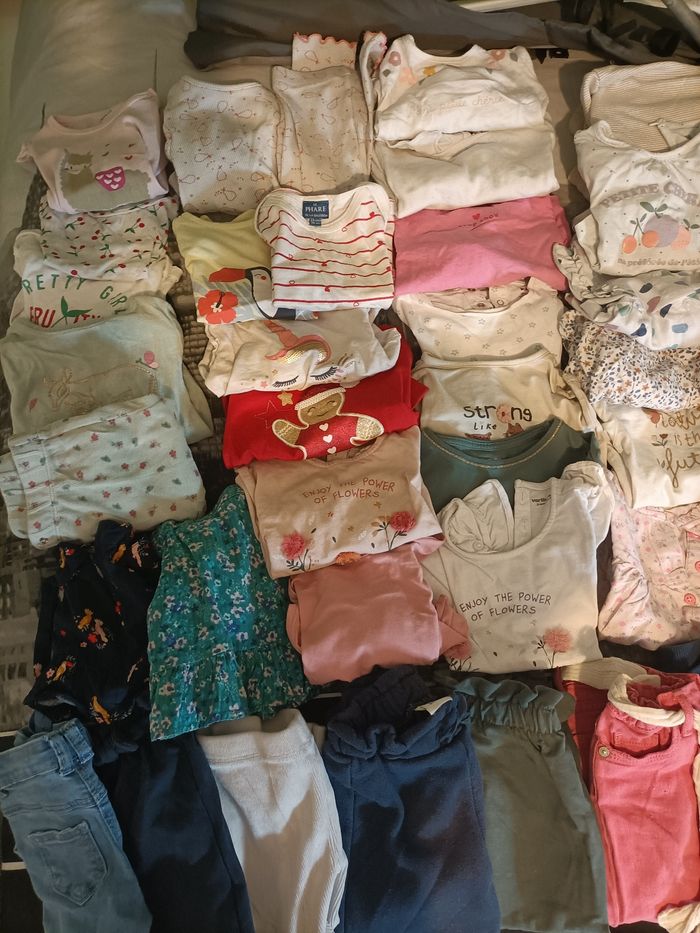 Lots vêtements 24 mois fille - photo numéro 3