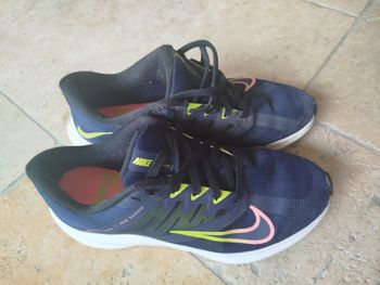Basket Nike taille 38