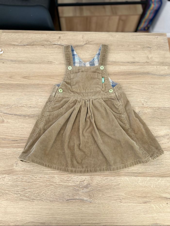 Robe à bretelles en velours fille taille 5 ans tex