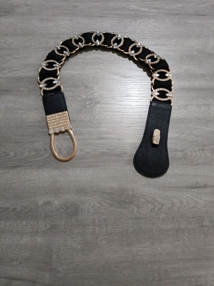 Ceinture élégante noire et dorée avec strass – Très bon état - photo numéro 5