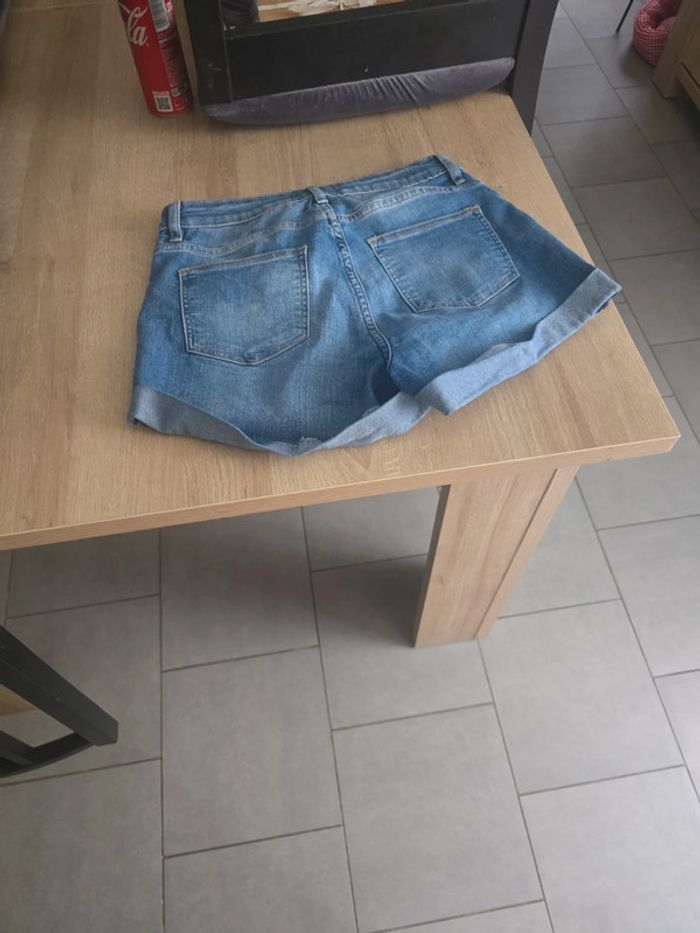 Short - photo numéro 2