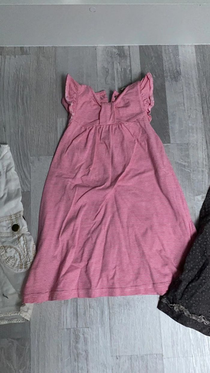 Lot 2 ans robes et tunique - photo numéro 2