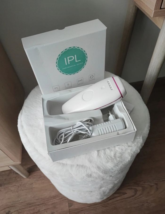 Épilatilateur à lumière pulsée.
