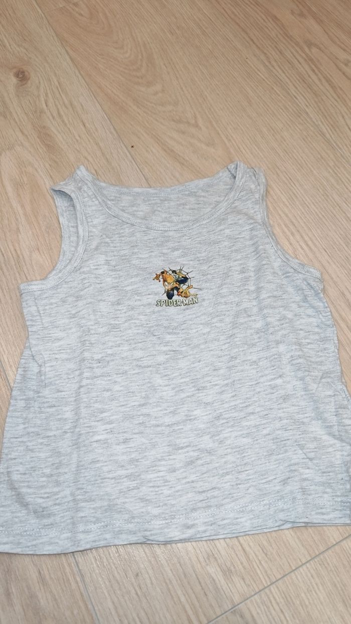 3 débardeurs Spider-Man 2/3ans - photo numéro 4