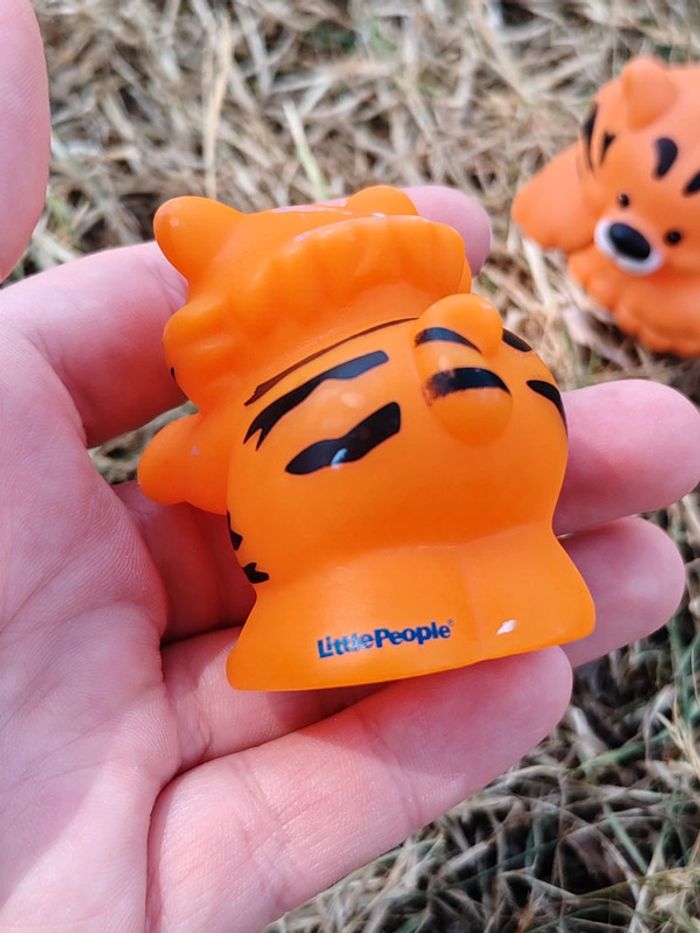 Couple tigre little people - photo numéro 4