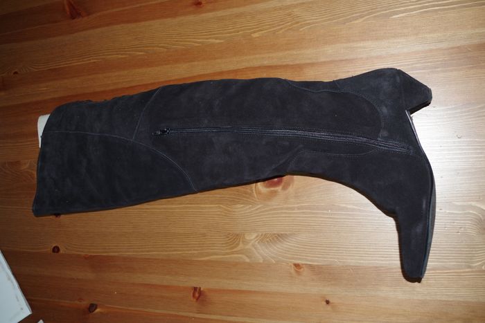 Cuissardes noires San marina Cuir de veau suédé T 39 - photo numéro 3