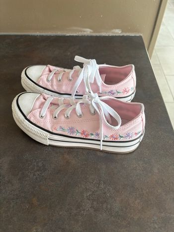 Converses roses