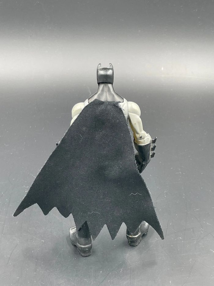 Figurine articulé Dc Comics Batman 15 cm Mattel 2011 - photo numéro 2