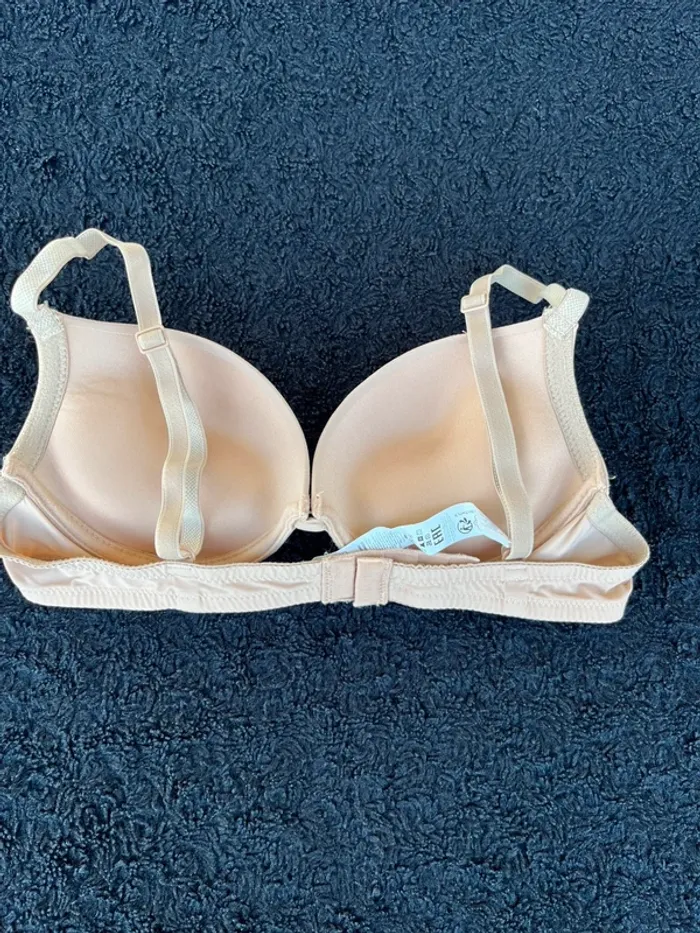 Soutien gorge - photo numéro 3