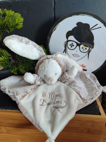 mon doudou plat ours simba toys blanc marron costume déguisé carré Gris DD003518