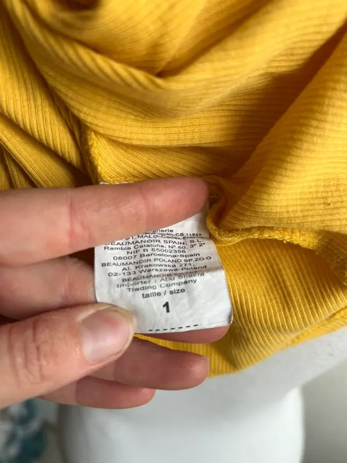 Débardeur jaune - photo numéro 4