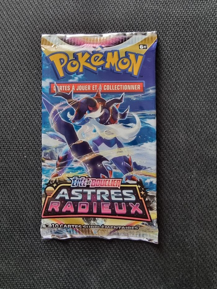 2 boosters Astres Radieux - photo numéro 4