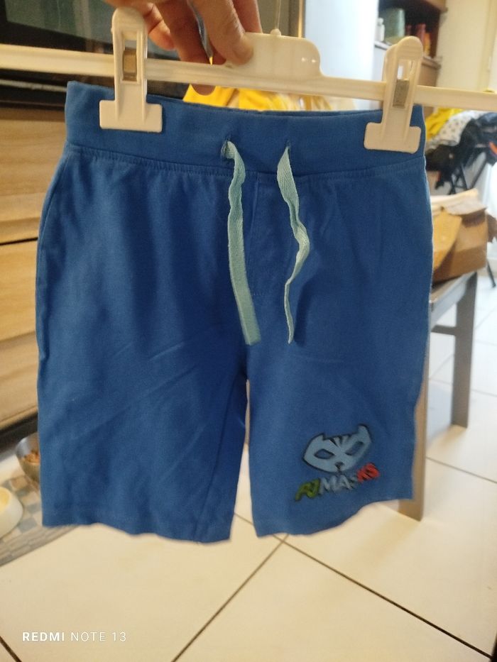 #kytie4ansgarcon. Ensemble débardeur et bermuda taille 4/5 ans - photo numéro 3