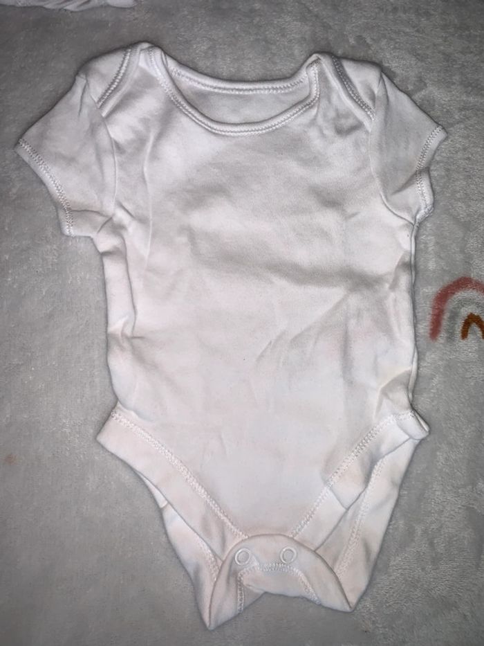 Lot body 1 mois - photo numéro 2